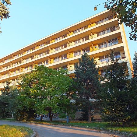 Hotel Garni Považská Bystrica Esterno foto