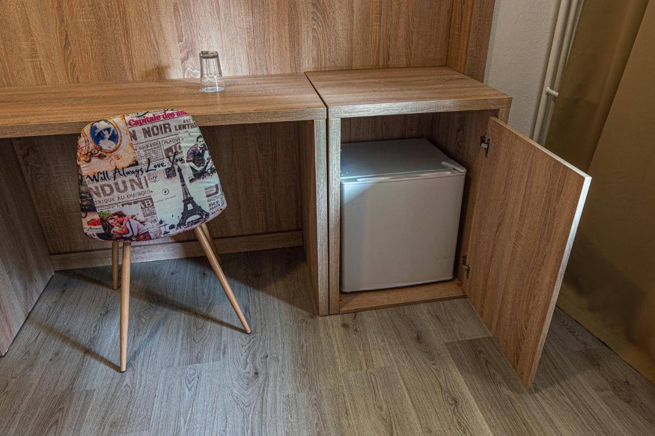 Hotel Garni Považská Bystrica Esterno foto