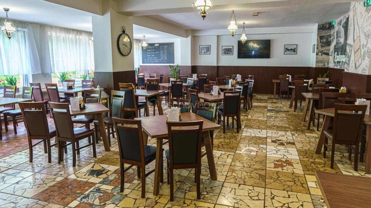 Hotel Garni Považská Bystrica Esterno foto