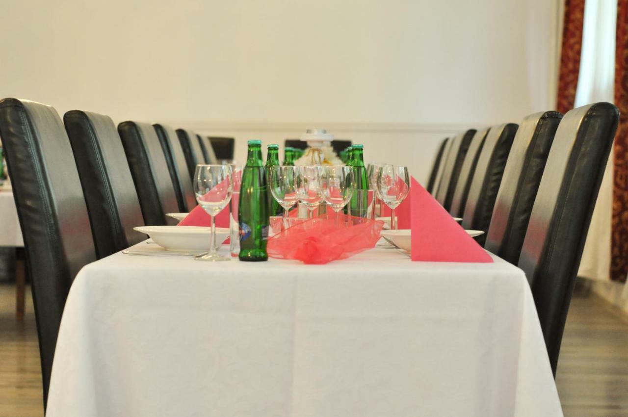 Hotel Garni Považská Bystrica Esterno foto